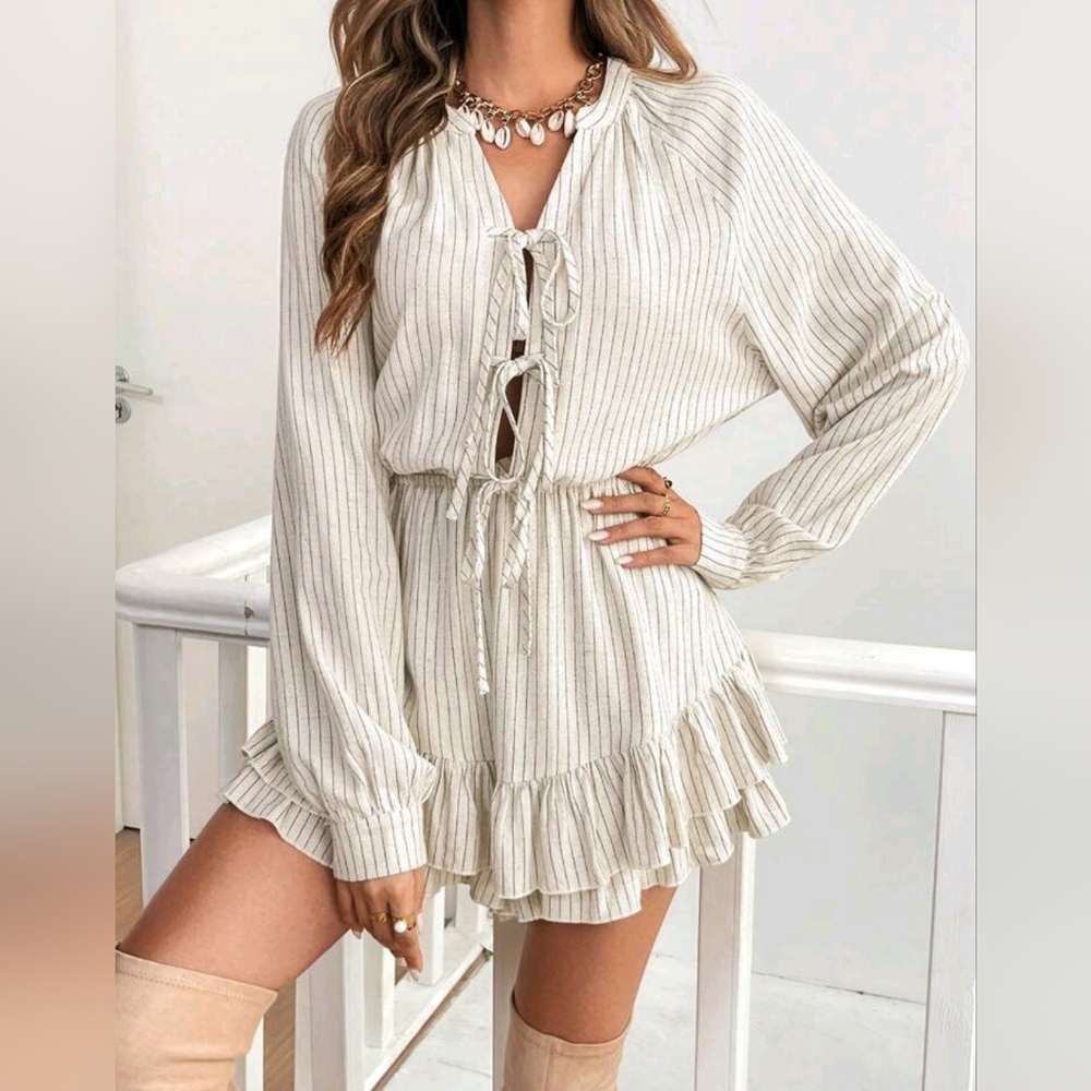 * NEW Chic Pinstripe Linen Blend Ruffle Shorts Romper Cream Ivory